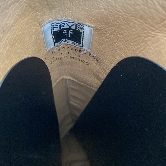 Frye - Picture 5 of 8